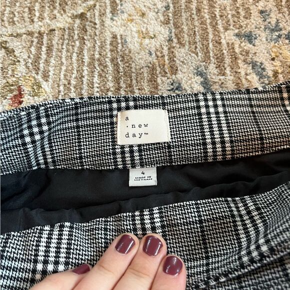 Plaid wrap skirt - Picture 3 of 5